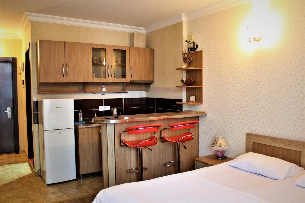 Orbi Lux Apartment Batumi Exterior photo