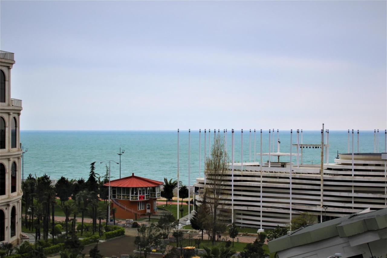 Orbi Lux Apartment Batumi Exterior photo