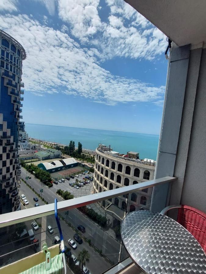Orbi Lux Apartment Batumi Exterior photo